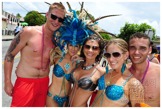 kadooment_day_blue_box_2012-017