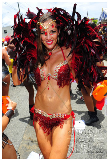 kadooment_day_blue_box_2012-041