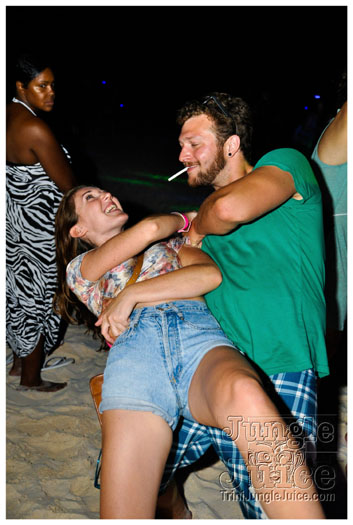 beachfest_wayne_wonder_jul31-014