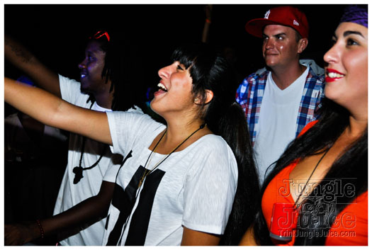 beachfest_wayne_wonder_jul31-017