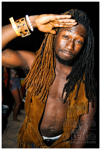 beachfest_wayne_wonder_jul31-072