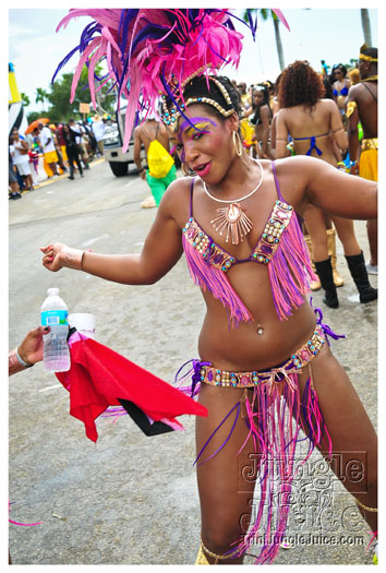 miami_carnival_2012_part1-090