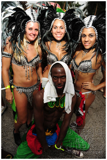 miami_carnival_2012_part3-010