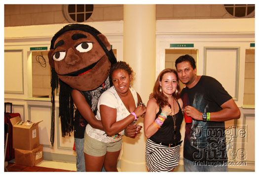 rave_miami_2012_oct6-001