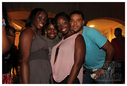 rave_miami_2012_oct6-003