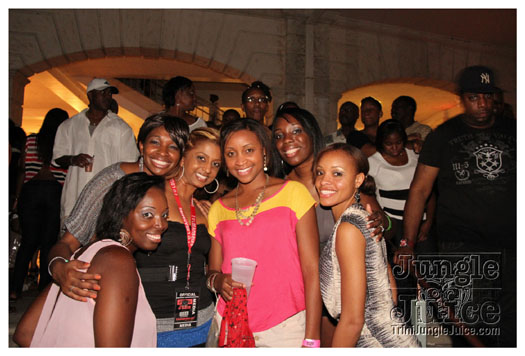 rave_miami_2012_oct6-021