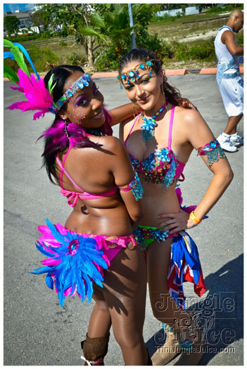 cayman_carnival_2012_part1-020
