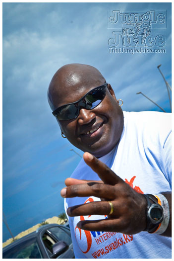 cayman_carnival_2012_part1-023