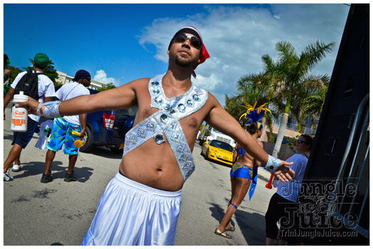 cayman_carnival_2012_part1-055