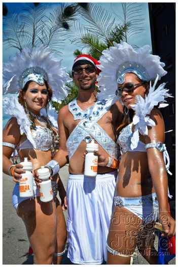 cayman_carnival_2012_part1-056