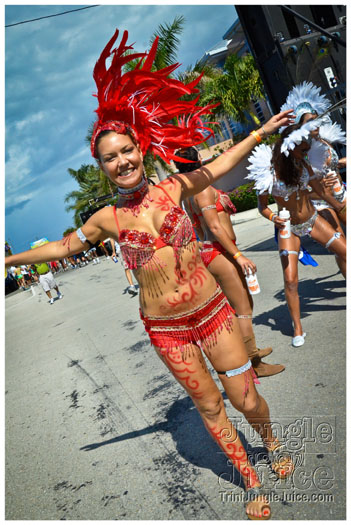 cayman_carnival_2012_part1-059