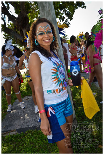 cayman_carnival_2012_part1-068