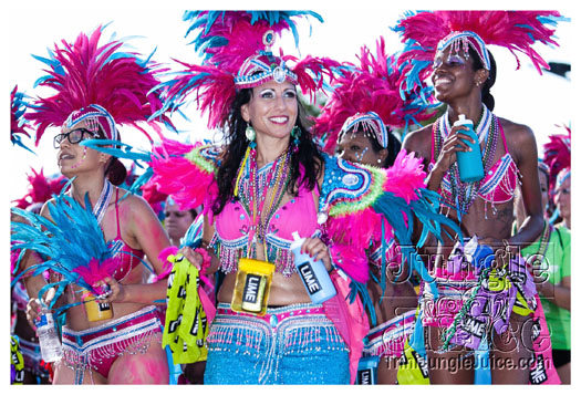 cayman_carnival_2012_part1-071