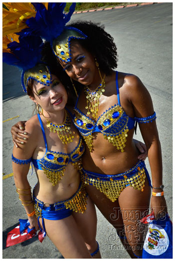 cayman_carnival_2012_part1-077