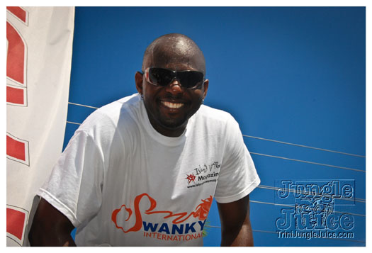 cayman_carnival_2012_part2-002