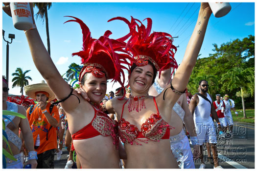 cayman_carnival_2012_part2-015