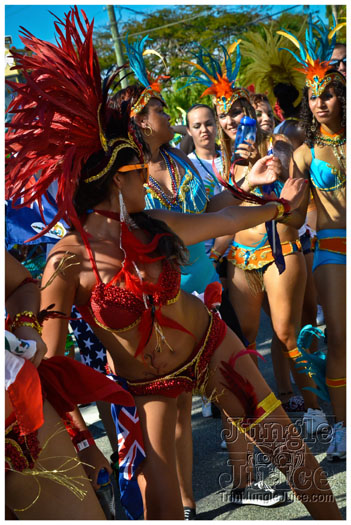 cayman_carnival_2012_part2-037