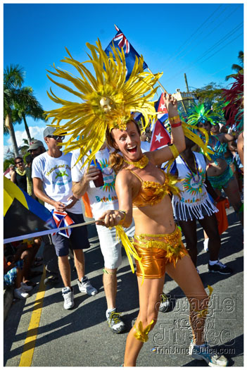 cayman_carnival_2012_part2-039