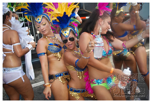 cayman_carnival_2012_part2-113