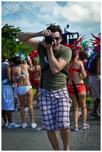 cayman_carnival_2012_part2-114