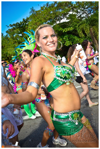 cayman_carnival_2012_part2-134