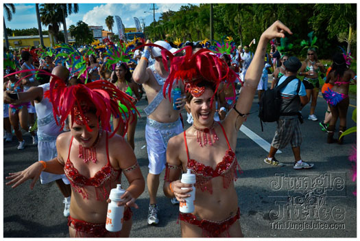cayman_carnival_2012_part2-135