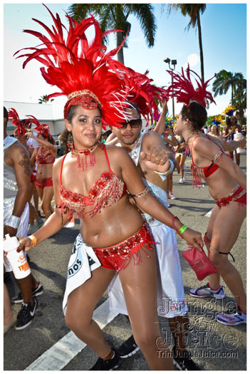 cayman_carnival_2012_part2-138