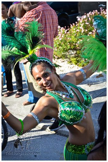 cayman_carnival_2012_part3-037