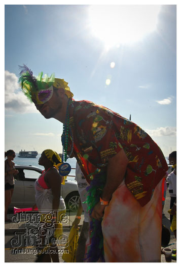 cayman_carnival_2012_part3-044