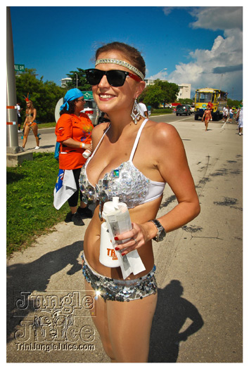 cayman_carnival_2012_part3-071