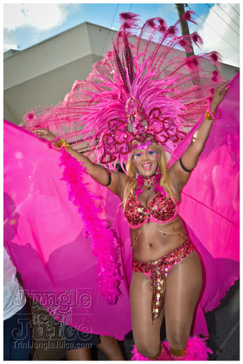 cayman_carnival_2012_part3-079