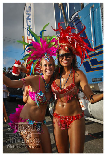 cayman_carnival_2012_part3-087