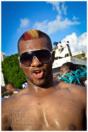 cayman_carnival_2012_part3-113