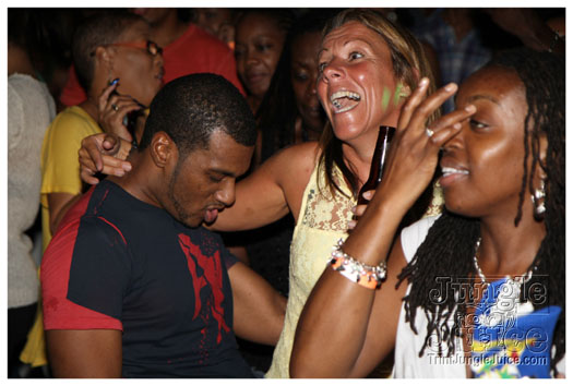 glow_alison_hinds_may3-035