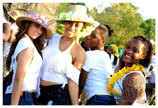 beach_jouvert_2012_part2-090