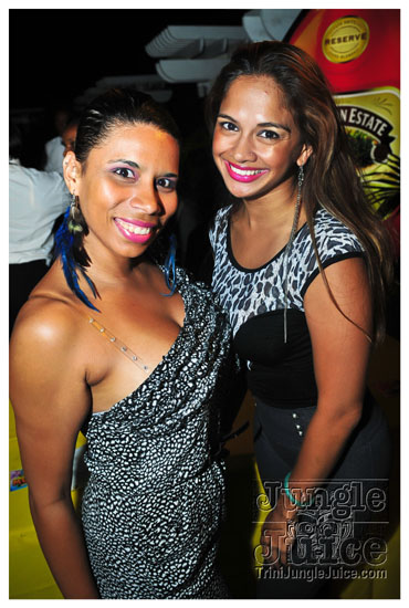 i_love_soca_apr11-002