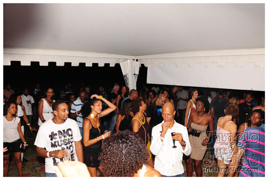 en_mode_on_jun21-034