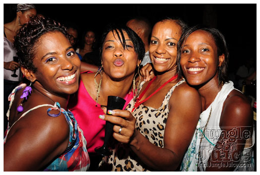 en_mode_on_jun21-047