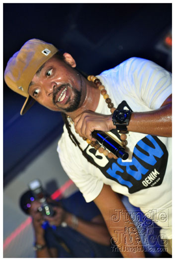 machel_montano_ maximus_opening-096