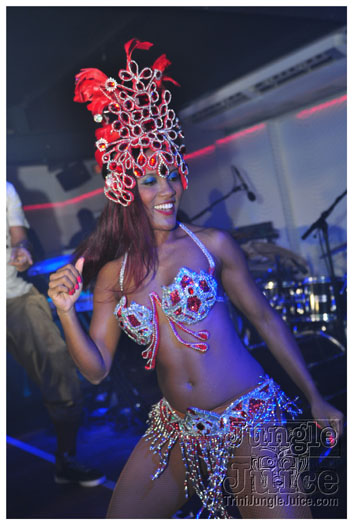 machel_montano_ maximus_opening-113