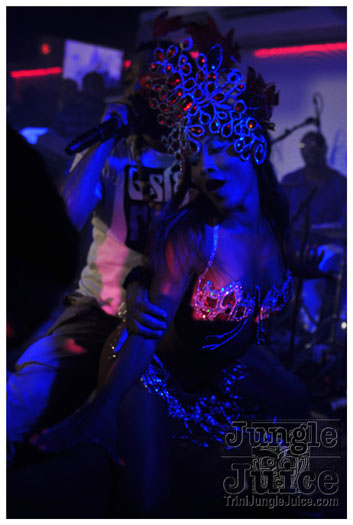 machel_montano_ maximus_opening-116