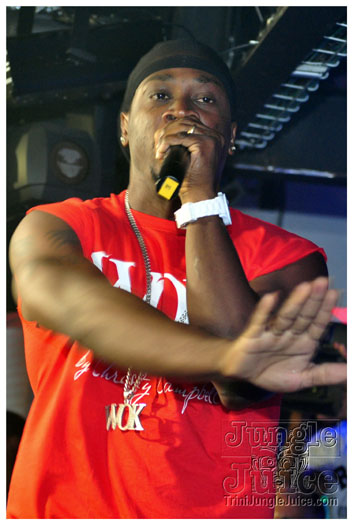 machel_montano_ maximus_opening-139