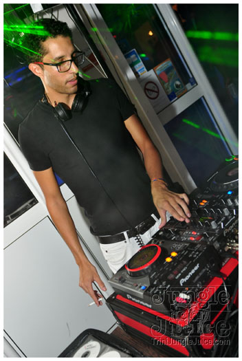 sand_sea_wet_jul20-032