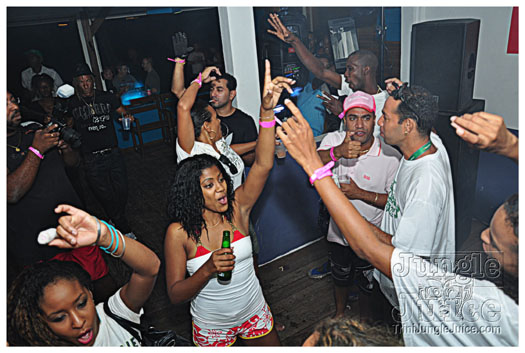 very_bad_beach_mar17-056