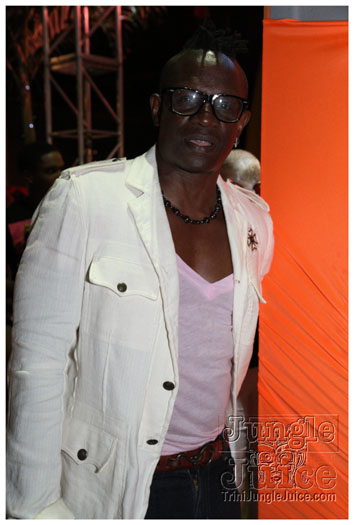 amnesia_nyc_2012-026