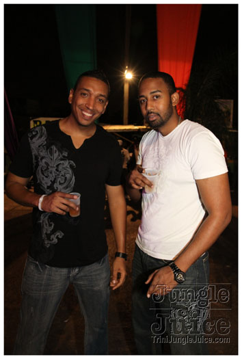 amnesia_nyc_2012-039