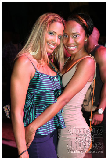 amnesia_nyc_2012-044