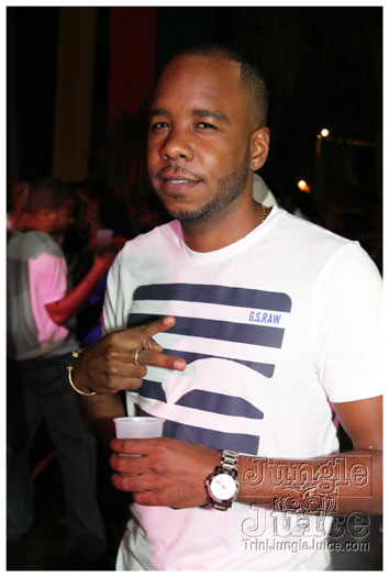 amnesia_nyc_2012-047