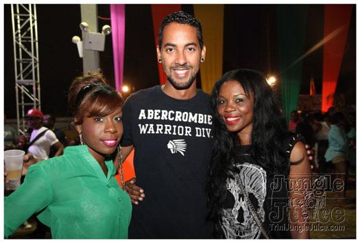 amnesia_nyc_2012-062