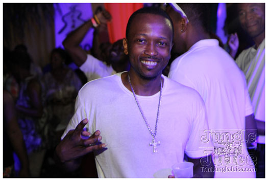 amnesia_nyc_2012-064